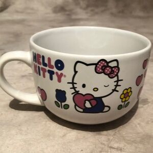 HELLO KITTY BY SENRIO OVERSIZED CERAMIC COFFEE MUG